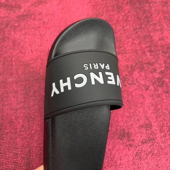 Givenchy Slippers - Picture 5 of 6